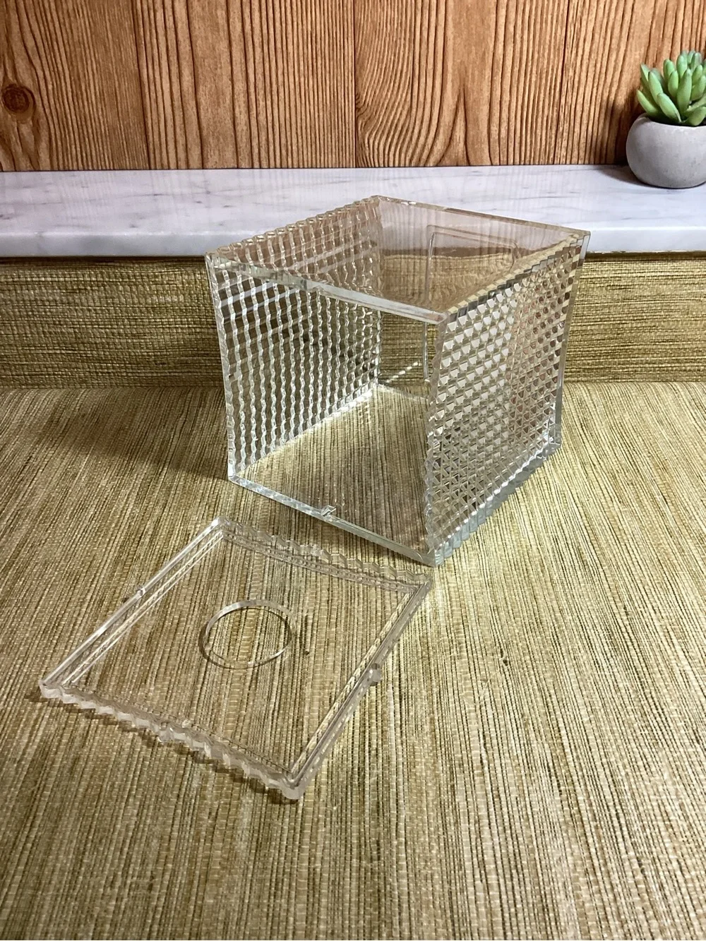 N/A square clear